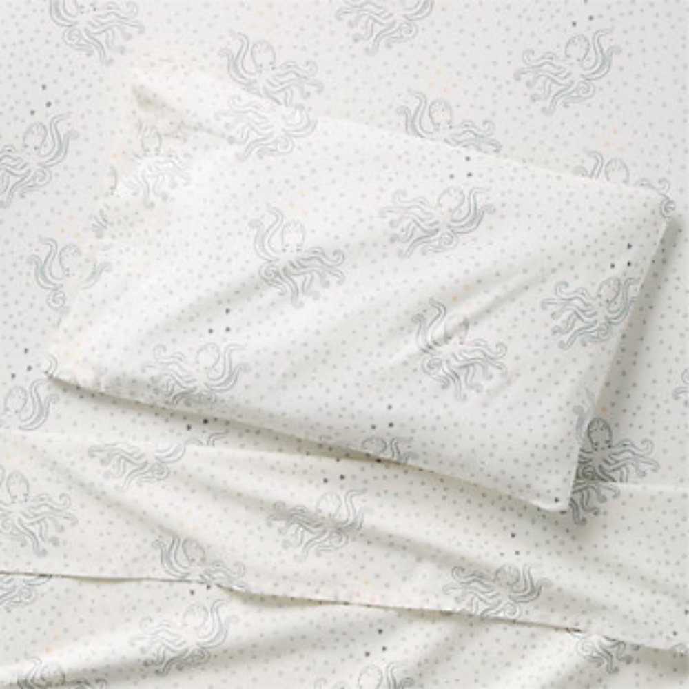 Crate & Barrel Land of Nod Octopus Aquatic Life toddler sheet set